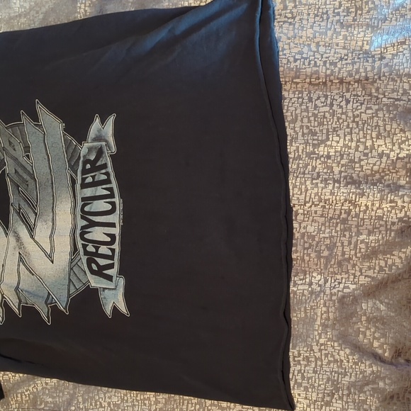 VINTAGE ZZ Top Recycler SMALL Concert Tour T Shirt 1990 - Picture 3 of 3